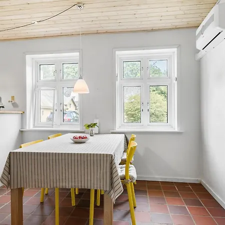 Holiday home Gorgeous In With Kitchen *