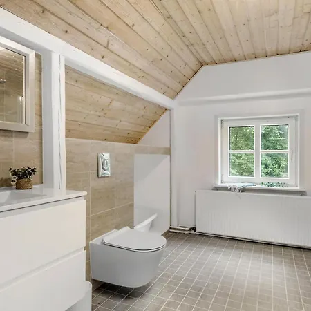Gorgeous In With Kitchen Holiday home *